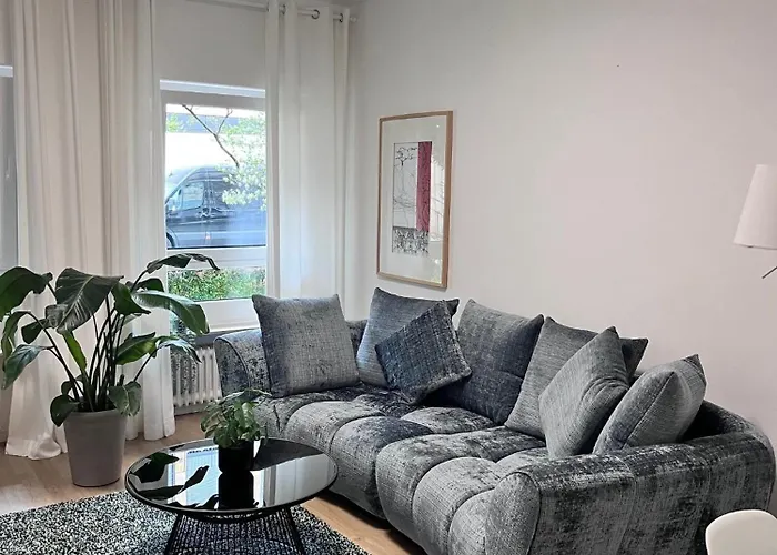 Raum2Go - No1 Modernes Ruhiges 2-Schlafzimmer Apartment City & Park