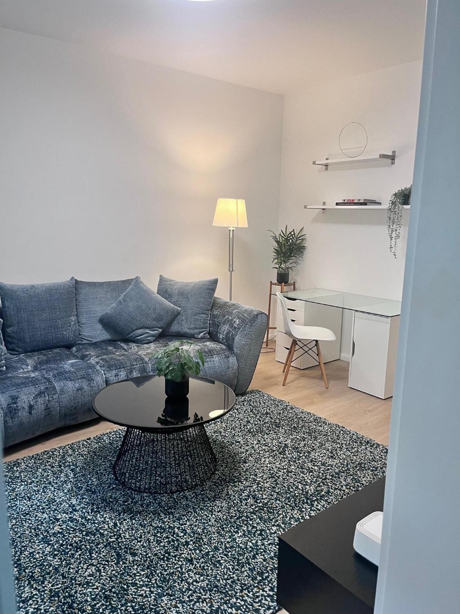 Raum2go - No1 Modernes Ruhiges 2-schlafzimmer & Park * Wiesbaden