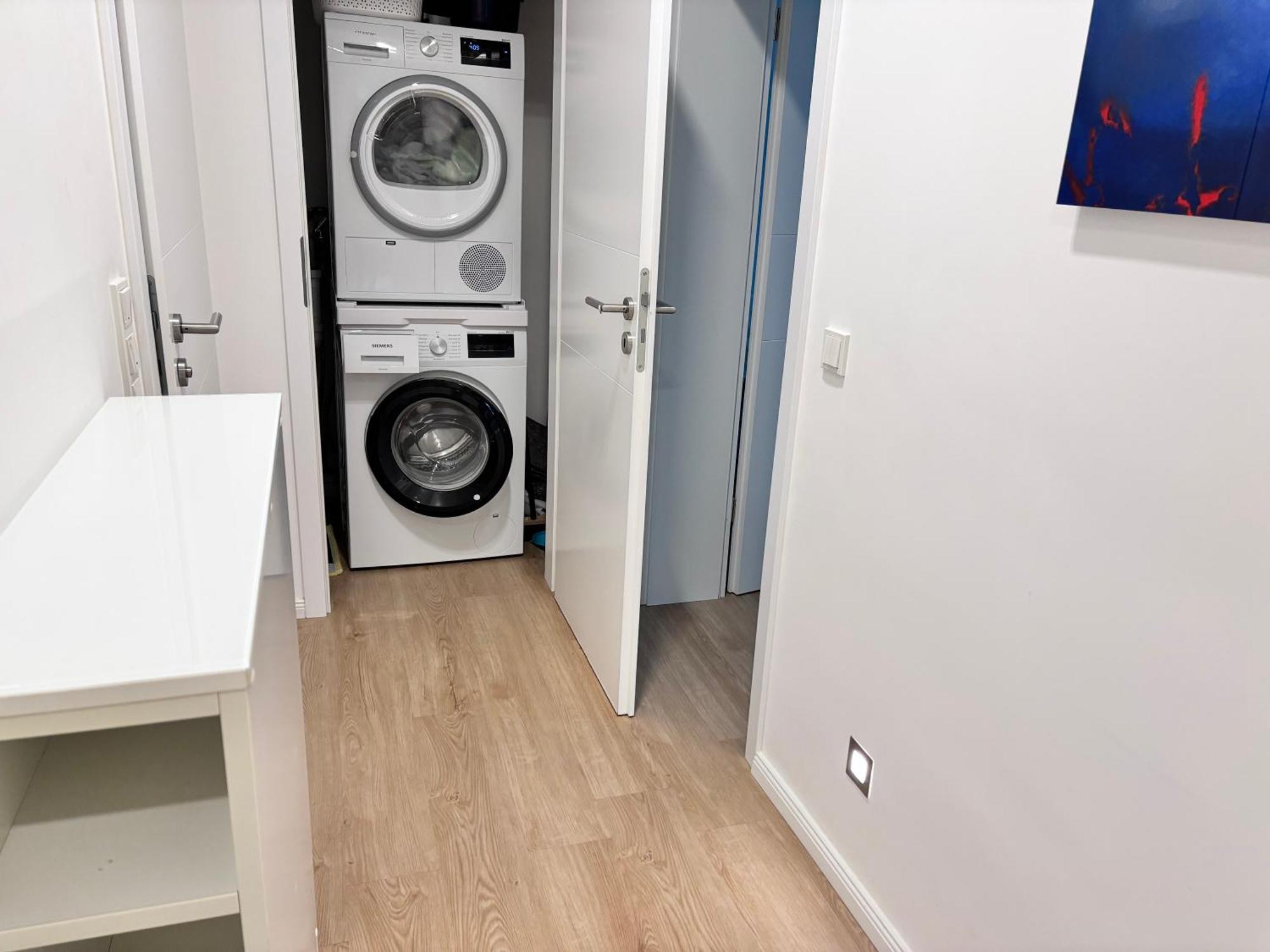 Apartment Raum2go - No1 Modernes Ruhiges 2-schlafzimmer & Park *